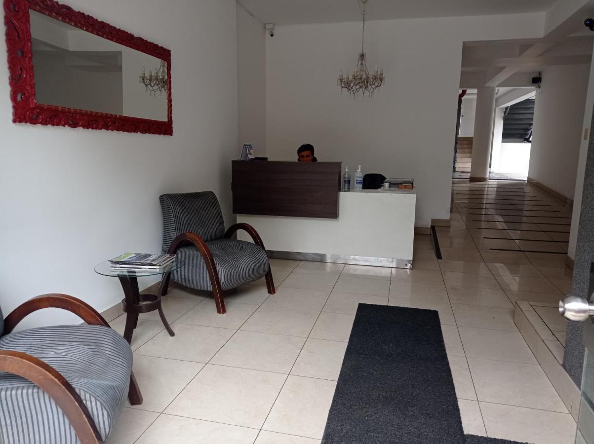 Hab Pequena Bano Compartido La Paz 4 Apartment Lima Luaran gambar